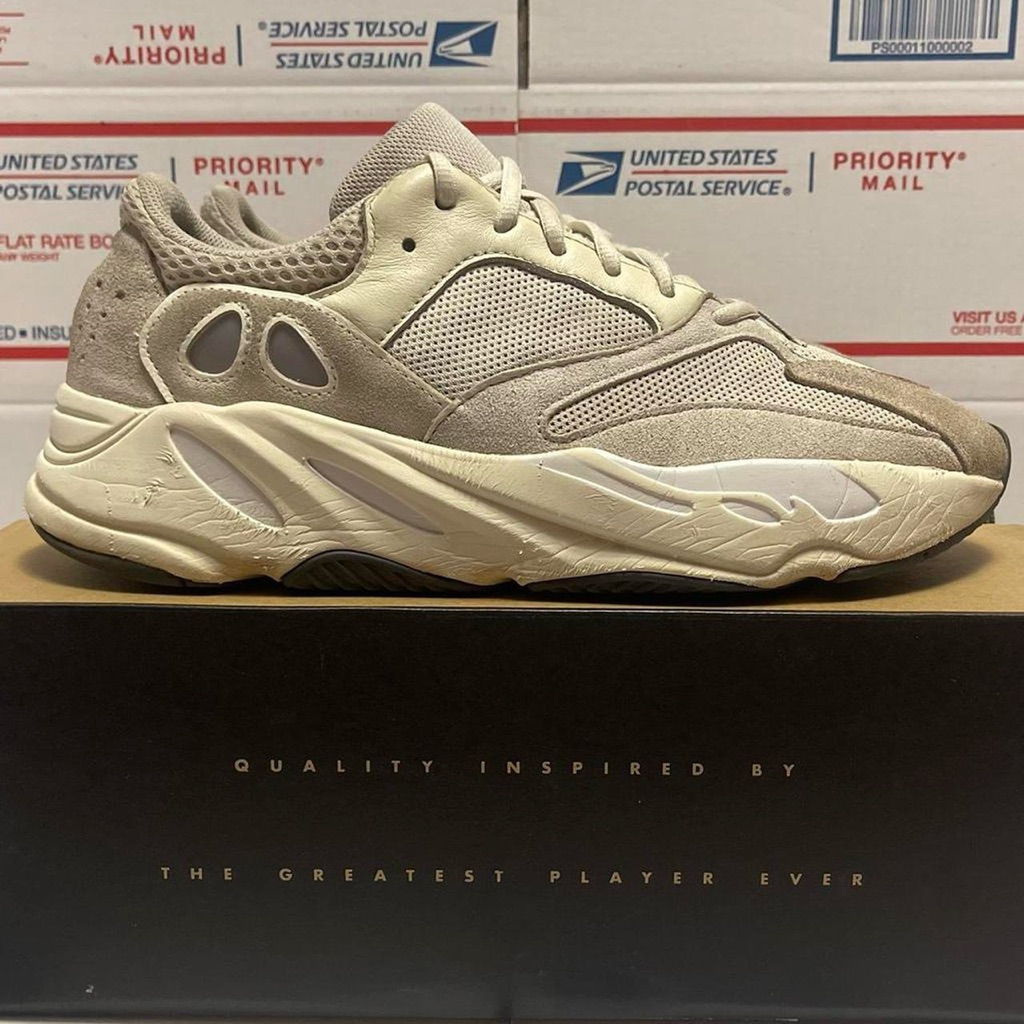 Adidas Yeezy Boost 700 “Analog” 2023